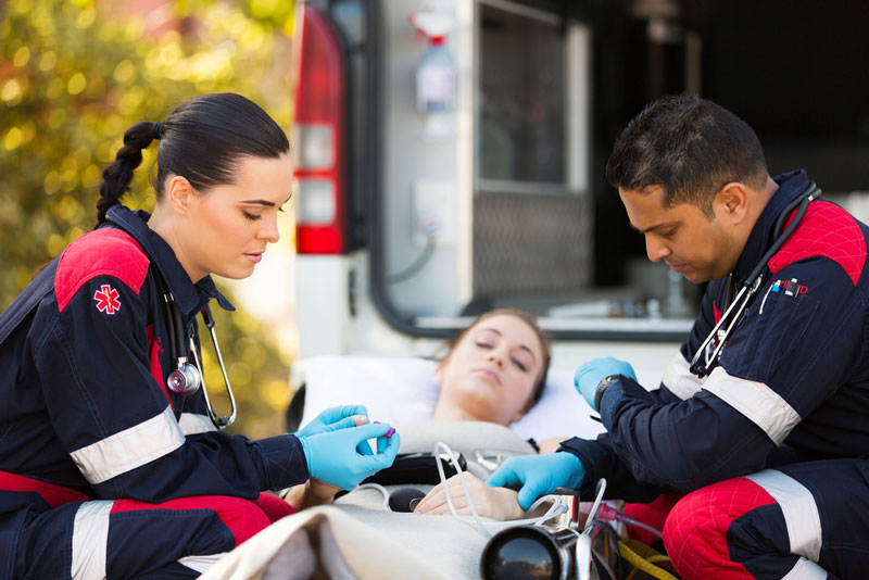 How to Go From EMT to Paramedic